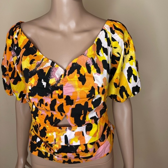 𝅺New York and company tie back top - Picture 2 of 8